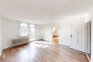 Charmante 3-Zimmer-Altbauwohnung im Dachgeschoss mit Balkon – Die vollständige Adresse der Immobilie erhältst du vom Anbieter., 65199 Dotzheim, Wiesbaden – Vorschaubild 5
