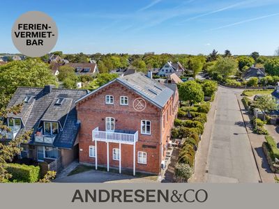 Logierhaus mit 1 Loftwohnung + 2 Ferienwohnungen in schöner Lage in Alt-Westerland