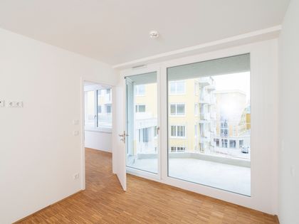 3 3 5 Zimmer Wohnung Zur Miete In Munchen Immobilienscout24