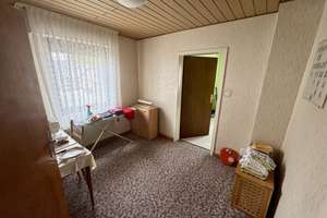 Handwerker aufgepasst: Gemütliches EFH mit Garten, Doppelgarage-Viel Potenzial in toller Lage! – Die vollständige Adresse der Immobilie erhältst du vom Anbieter., 53229 Holzlar, Bonn – Vorschaubild 3