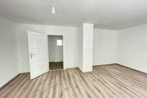 Hochparterre- Zweizimmer Wohnung in der Rankestraße! – Nürnberg – Vorschaubild 1