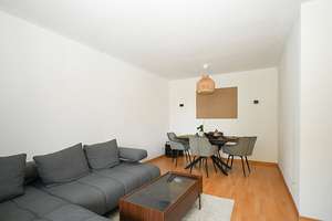 2-Zimmer-Wohnung mit Wintergarten in beliebter Lage von Döhren – Die vollständige Adresse der Immobilie erhältst du vom Anbieter., 30519 Döhren, Hannover – Vorschaubild 2