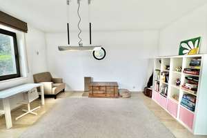 Rarität: Modernisiertes Einfamilienhaus mit Traumblick – Die vollständige Adresse der Immobilie erhältst du vom Anbieter., 70563 Österfeld, Stuttgart – Vorschaubild 4