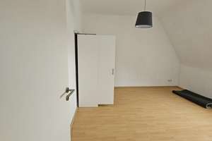 Lichtblick über Cannstatt: Stilvolle Jugendstil-Wohnung am Kurpark mit Neckartal-Aussicht – Die vollständige Adresse der Immobilie erhältst du vom Anbieter., 70374 Schmidener Vorstadt, Stuttgart – Vorschaubild 6