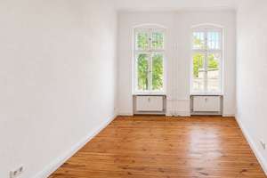 Bezugsfreie 2-Zimmer-Altbauwohnung mit Gäste-WC und Balkon – Die vollständige Adresse der Immobilie erhältst du vom Anbieter., 13347 Gesundbrunnen, Berlin – Vorschaubild 3