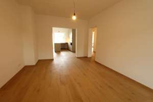 Totalrenoviert, 3 Zimmern, neue Küche, neue Badzimmer, Balkon und Garage in Essen-Rüttenscheid – 45131 Rüttenscheid, Essen – Vorschaubild 6