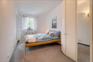 Möbliert: Ruhig gelegene 2‑Zimmer Wohnung mit geschützter Loggia – Die vollständige Adresse der Immobilie erhältst du vom Anbieter., 81547 Giesing, München – Vorschaubild 3