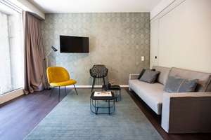 #behomie: Möbliertes Wohnen im Medienhafen mit All Inclusive Miete #athome – Hammerstraße  25, 40219 Hafen, Düsseldorf – Vorschaubild 3