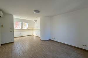 Dachgeschoss-Highlight mit Aufzug, Klimaanlage und Dachterrasse – Schleinufer 23, 39104 Altstadt, Magdeburg – Vorschaubild 3