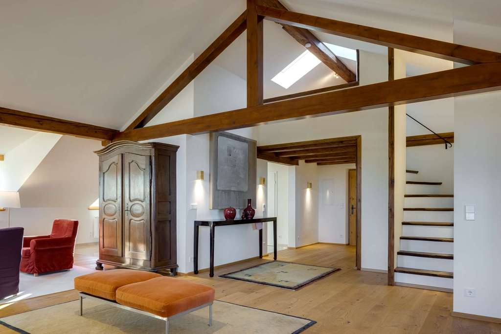 Immobilie in Frasdorf - Loftfeeling in traditionellem Landschlößl - Bild 1