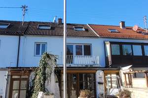 Alltagstaugliche 2,5-Zimmer-Wohnung mit Balkon in Augsburg – Ortlerstraße 101, 86163 Hochzoll-Süd, Augsburg – Vorschaubild 3