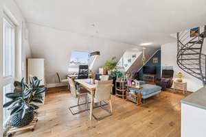 Stilvolle Maisonettewohnung in idyllischer Seitenstraße – Die vollständige Adresse der Immobilie erhältst du vom Anbieter., 81825 Josephsburg, München – Vorschaubild 3