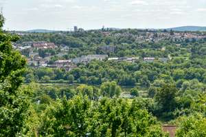 +++ Panorama-Fern-/Seeblick - Schwimmbad/Sauna - modernisiert - inkl. Doppel-Garage & TG-Stpl. +++ – Max-Brod-Weg 14, 70437 Freiberg, Stuttgart – Vorschaubild 4