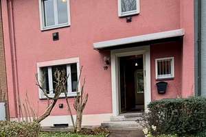 Reihenhaus für die Familie! Mit viel Potenzial in A-Lage B-Hiltrop
