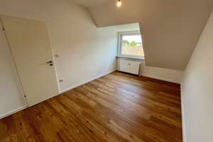 Provisionsfrei: 4-Zimmer-Dachgeschosswohnung mit Südbalkon & Garagenstellplatz in Schwachhausen – Scharnhorststraße -, 28211 Radio Bremen, Bremen – Vorschaubild 15