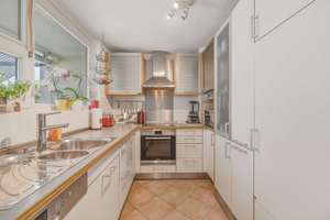 Modernisiertes Reihenmittelhaus mit privatem Garten, Balkon und Garage in begehrter Lage Vaihingens – Die vollständige Adresse der Immobilie erhältst du vom Anbieter., 70569 Dachswald, Stuttgart – Vorschaubild 10