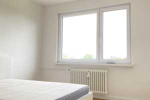 Helle 2-Zimmer Wohnung mit Einbauküche und Balkon – Päwesiner Weg 14, 13581 Berlin – Vorschaubild 3