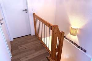 Renovierte + vermietete Maisonettewohnung mit Lift, Balkon, EBK und Glasfaser zu verkaufen! – Die vollständige Adresse der Immobilie erhältst du vom Anbieter., 9130 Sonnenberg, Chemnitz – Vorschaubild 4