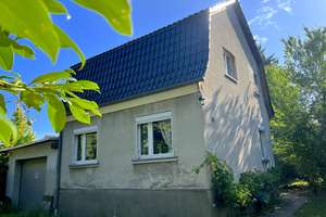 Kompaktes kleines Haus – ideal für Paare, ruhiges 783 m² Grundstück nahe Berlin – Die vollständige Adresse der Immobilie erhältst du vom Anbieter., 16341 Panketal – Vorschaubild 1