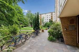 Modernisierte 1-Zimmer-Wohnung mit Westbalkon + Aufzug – Die vollständige Adresse der Immobilie erhältst du vom Anbieter., 10969 Kreuzberg, Berlin – Vorschaubild 23