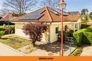 Schönes Einfamilienhaus mit großzügigem Grundstück und Naturschwimmteich – Potsdam-Mittelmark (Kreis) – Vorschaubild 1
