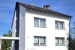 Helle 3-Zimmer-Wohnung mit Balkon und Stellplatz in Stommeln