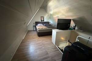 Stilvoll wohnen auf zwei Ebenen – 3 Zimmer Maisonettewohnung in Nürnberg – Die vollständige Adresse der Immobilie erhältst du vom Anbieter., 90469 Trierer Straße, Nürnberg – Vorschaubild 2