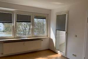 Gut geschnittenen 2 Zimmer Wohnung mit Balkon und Badewanne – Bernadottestr. 31, 90439 Sündersbühl, Nürnberg – Vorschaubild 2