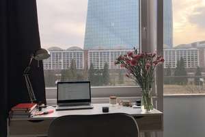 Charmante Wohnung/Studio in Frankfurt mit schönem Blick auf die EZB.