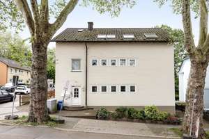 Eigennutzeroption! 3-Familienhaus mit einer vermieteten Einheit in Kupferdreh  – Die vollständige Adresse der Immobilie erhältst du vom Anbieter., 45257 Kupferdreh, Essen – Vorschaubild 2