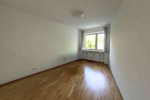Hochwertige 3-Zimmer-Wohnung mit Balkon, Garage und Aufzug in Düsseldorf-Oberkassel – Oberkasseler Str. 61, 40545 Oberkassel, Düsseldorf – Vorschaubild 4