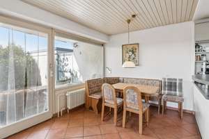 Individuelles Wohnparadies mit Garten, Sauna und sofortigem Einzug in Senden Wullenstetten – Die vollständige Adresse der Immobilie erhältst du vom Anbieter., 89250 Senden – Vorschaubild 6