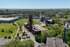 Hier endet der Arbeitsalltag im Pool - RMH mit Bar,Kino & PV-Anlage – Die vollständige Adresse der Immobilie erhältst du vom Anbieter., 45889 Bismarck, Gelsenkirchen – Vorschaubild 22
