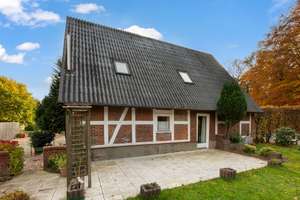 Charmantes Einfamilienhaus mit zwei Wohneinheiten und großem Entwicklungspotenzial! – Die vollständige Adresse der Immobilie erhältst du vom Anbieter., 21614 Buxtehude – Vorschaubild 14