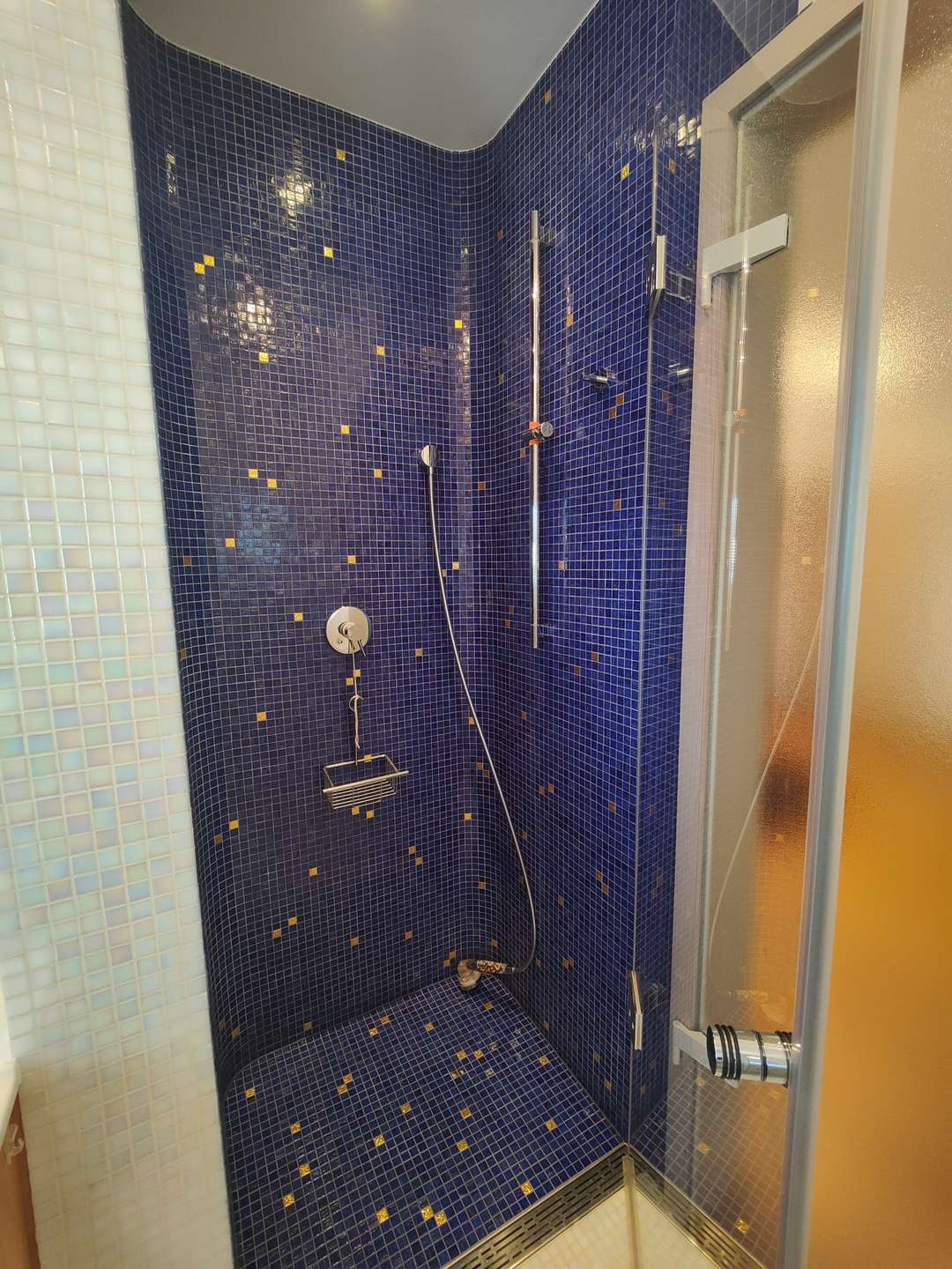 Immobilie in Ahorn - Wohnhaus für Ihre Familie mit separat zugänglichem Einliegerbereich - inkl. Doppelgarage - Bild 3