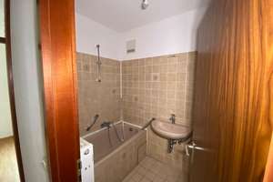 Gepflegte 2-Zimmer-Erdgeschosswohnung mit Balkon & Stellplatz in zentraler Lage von Nürnberg – Schloßstraße 10, 90478 Ludwigsfeld, Nürnberg – Vorschaubild 6