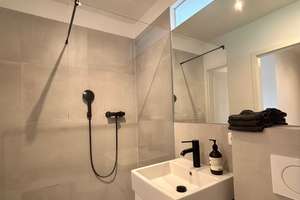 Lang- oder Kurzzeit Miete: Möbliertes design Apartment nahe der Isar mit guter Anbindung – Die vollständige Adresse der Immobilie erhältst du vom Anbieter., 81543 Siebenbrunn, München – Vorschaubild 3