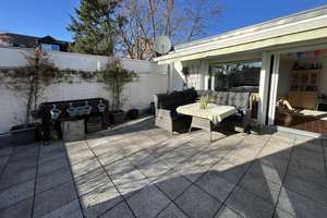 Gepflegte 4-Zimmer-Wohnung mit großer Terrasse in beliebter Wohnlage.