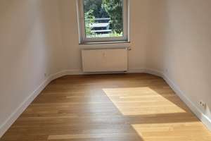 Großzügige und sonnige 4-Zimmer in Duissern mit Balkon und Garten – Oranienstraße 18-20, 47051 Duissern, Duisburg – Vorschaubild 14