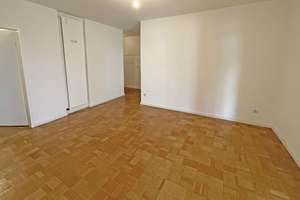 Großzügige 3,5-Zimmer Wohnung in bester Lage von Harlaching (Isar-Hochufer) – Die vollständige Adresse der Immobilie erhältst du vom Anbieter., 81545 Harlaching, München – Vorschaubild 3