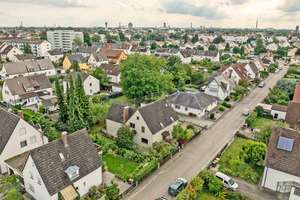 Geräumiges 1-2 Familienhaus mit großem Garten in ruhiger Lage – Die vollständige Adresse der Immobilie erhältst du vom Anbieter., 86167 Lechhausen-Ost, Augsburg – Vorschaubild 19