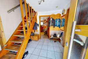 ~~ HAUS IN KLINGENMÜNSTER ( ALS WOHNEIGENTUM, 2 STELLPLÄTZE, ANBAU, OHNE GARTEN ) ~~ – Die vollständige Adresse der Immobilie erhältst du vom Anbieter., 76889 Klingenmünster – Vorschaubild 3