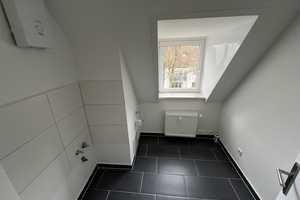 Kleine Wohnung im Dachgeschoss – Bülowstr. 53, 23566 Lübeck – Vorschaubild 2