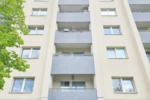 Vermietete 3-Zimmer-Wohnung mit Balkon & Aufzug – attraktive Investmentchance in Reinickendorf – Residenzstraße 128, 13409 Reinickendorf (Ortsteil), Berlin – Vorschaubild 4