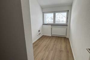 Provisionsfrei - Top gepflegtes & modernisiertes 8-Parteienhaus mit 4 Garagen in attraktiver Lage – Die vollständige Adresse der Immobilie erhältst du vom Anbieter., 68519 Viernheim – Vorschaubild 18