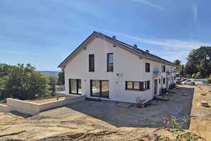 Pflegeleichter Garten mit Terrasse – Kirchbergstraße 14e, 85402 Freising (Kreis) – Vorschaubild 4