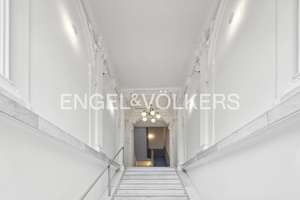 Altbau trifft zeitgenössische Eleganz – Penthouse-Maisonette mit Domblick, Sauna, Lift & Außenflä... – Die vollständige Adresse der Immobilie erhältst du vom Anbieter., 50670 Neustadt/Nord, Köln – Vorschaubild 10