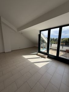 Geräumige und frisch renovierte 3 Zimmer Wohnung in Mettmann