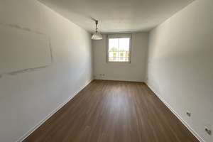 Gut geschnittene 4-Zimmer-Wohnung in Fürth – Lange Straße 76, 90762 Stadtpark, Stadtgrenze, Fürth – Vorschaubild 4
