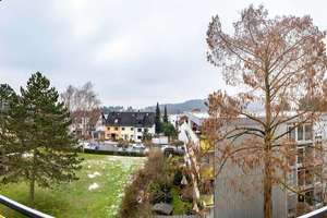 Naturverliebte aufgepasst: Stilvoll sanierte, lichtdurchflutete Wohnung! Ab sofort bezugsfrei! – Die vollständige Adresse der Immobilie erhältst du vom Anbieter., 65207 Auringen, Wiesbaden – Vorschaubild 16